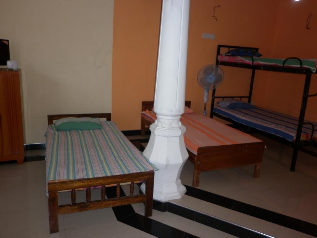 Seetha'S Hostel ネゴンボ 部屋 写真